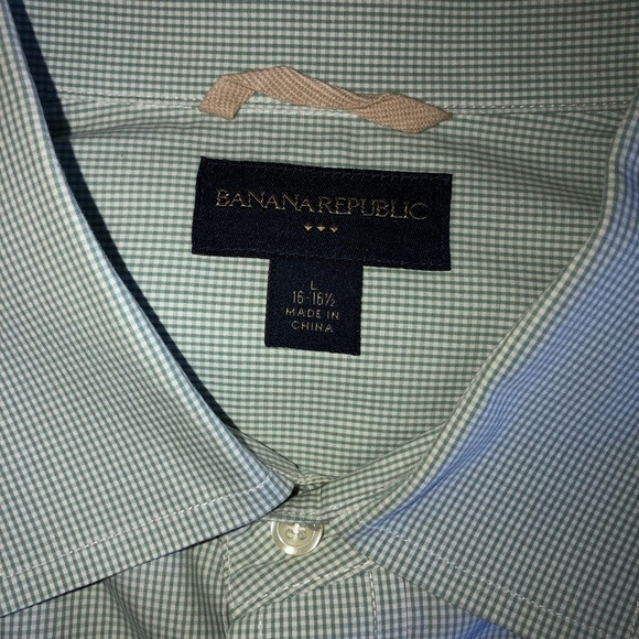 Banana Republic Green Gingham button down shirt - Picture 3 of 6
